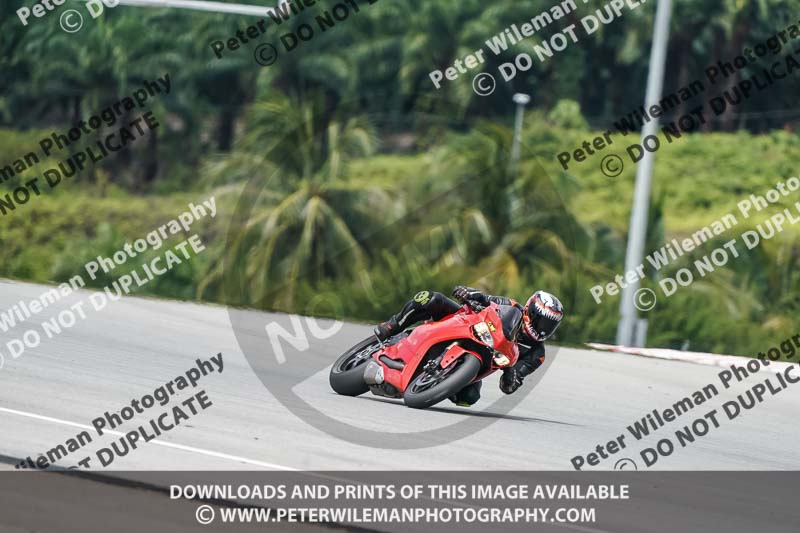 Sepang;event digital images;motorbikes;no limits;peter wileman photography;trackday;trackday digital images